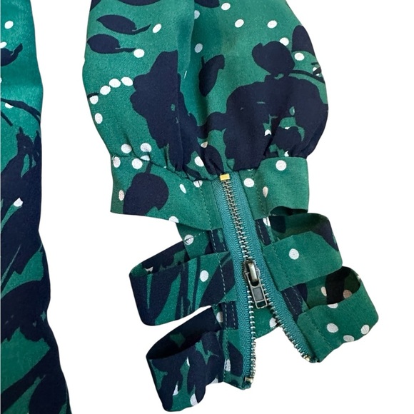 Aryn K Silk Dress Size M Green Navy Floral Dot Print lattice zip cuff
A207 - Picture 8 of 8